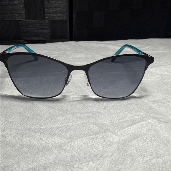 Liz Claiborne Accessories - Liz Claiborne Black and Teal Sunglasses